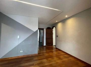 Casa · 219m² · 8 Quartos · 8 Vagas · Casa à Venda - Centro, 8 Quartos,  219 m2