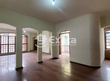 Casa · 363m² · 3 Quartos · 4 Vagas · Casa terrea com 3 quartos (1 suite) para venda no Jardim Rosalia Alcolea zona leste de Sorocaba.