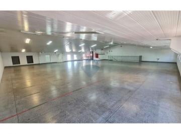 Comercial · 271m² · 4 Vagas · Imóvel Comercial para alugar em Centro de 270.85m² com 4 Garagens