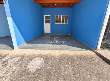 Casa · 50m² · 1 Quarto · 1 Vaga · Casa para Alugar em Extrema MG Conforto para Sua Família um dormitorio amplo
