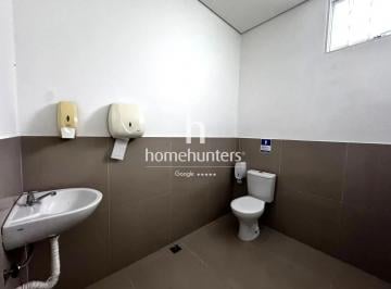 Código do Imóvel: CM1958138-4 - Imóvel anunciado por Homehunters  - CRECI 23354  · Casa para alugar em Centro de 205.00m² com 1 Quarto e 12 Garagens