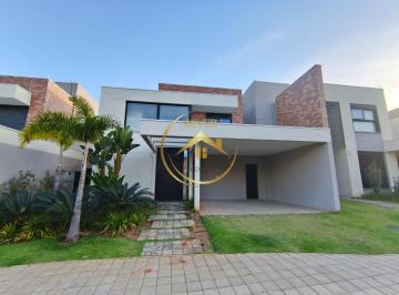 Casa · 200m² · 3 Quartos · 4 Vagas · Casa de Condomínio para venda em Alphaville Dom Pedro de 200.00m² com 3 Quartos, 3 Suites e 4 Garage