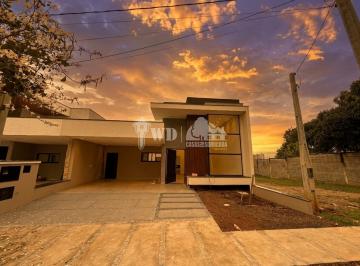 Casa · 183m² · 3 Quartos · 2 Vagas · Casa 3 quartos - Chácaras Reunidas São Jorge