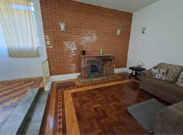 Casa · 294m² · 4 Quartos · 10 Vagas · Sobrado para venda em Centro de 294.34m² com 4 Quartos e 10 Garagens