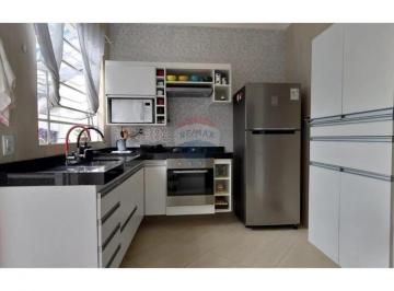 Casa · 214m² · 3 Quartos · 2 Vagas · Casa para venda em Vila Santana de 214.00m² com 3 Quartos, 1 Suite e 2 Garagens