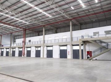 Comercial · 6629m² · 15 Vagas · Galpão / Depósito / Armazém para alugar em Bairro Inválido de 6629.00m² com 15 Garagens