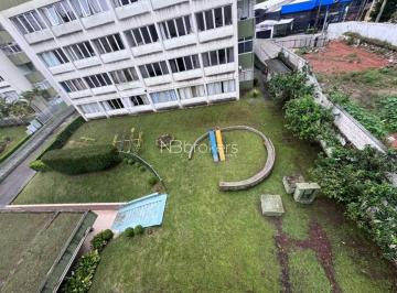 3c2963e28158cd5f12990e1b.jpg · APARTAMENTO NO PORTÃO | PLANTA VERSÁTIL E POTENCIAL PARA RETROFIT