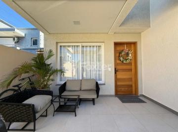dcbd9c5615d333a4ed53e3bf7a79b3d4.jpeg · Casa em Condomínio, 2 dormitórios, 151 m², em Centro