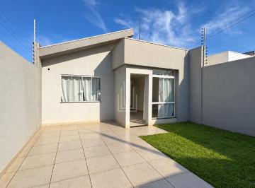 Casa · 60m² · 2 Quartos · 2 Vagas · Casa à venda no Campos do Iguaçu com quintal e 2 vagas