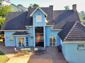 118e65c6-7b96-483f-9969-e590423f0ccc · Casa no condomínio Suíça da Cantareira para venda com 3 quartos, sendo 3 suítes, 315m²
