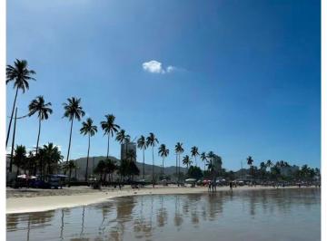 Apartamento de 2 quartos, Guarujá · Apartamento de 60 m² com 2 quartos à venda em Jardim Tejereba Enseada, Guarujá, SP