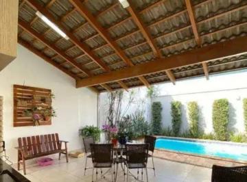 Casa de 3 quartos, São Paulo · Casa de 200 m² com 3 quartos à venda em Mirandópolis