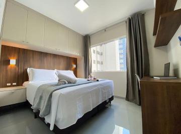 Apartamento de 1 quarto, Balneário Camboriú · Apartamento em Balneário Camboriú – Frente à Praia Central | Conforto