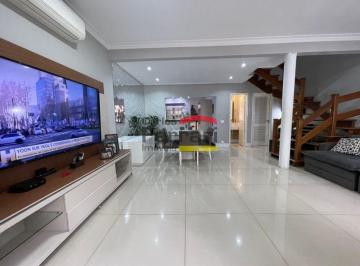 Casa de 3 quartos, São Paulo · Casa de condomínio com 3 quartos à venda no Jardim Leonor Mendes de Barros.