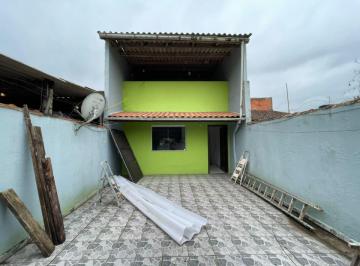 Casa de 3 quartos, Peruíbe · Casa com 3 quartos e área gourmet em Peruíbe.