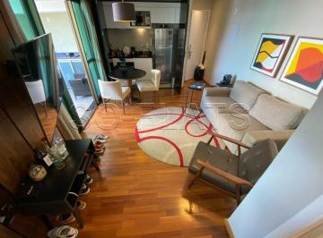 Apartamento · 70m² · 2 Quartos · 1 Vaga · Flat com 70m², 2 dorms e 1 vaga próx. da Av. dos Bandeirantes e a Metrô Campo Belo para locação.
