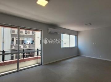 Apartamento · 117m² · 3 Quartos · Apartamento à venda, 3 quartos, 1 suíte no Centro em Florianópolis-SC.