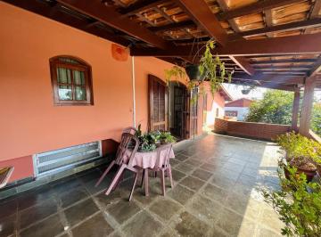 5f350160-c18d-4917-ac09-6063e25fb705 · Sobrado para venda em Jabaquara com 4 quartos, sendo 2 suítes, 240m²