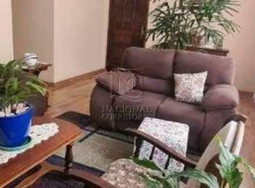 Casa · 181m² · 2 Quartos · 2 Vagas · Casa térrea com 2 dorimtórios, 2 vagas. Com Edícula.