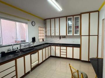 Casa · 245m² · 3 Quartos · 5 Vagas · Sobrado com 245m ² Com 3 dormitórios sendo 3 suíte, 5 vagas