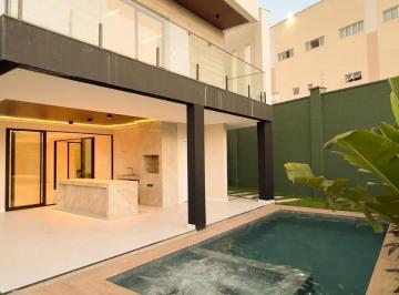 Casa de 4 quartos, Joinville · Casa em América - Joinville - SC em condomínio fechado de alto padrão com 4 quartos 2 suítes piscina