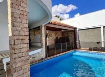 Casa de 3 quartos, São Paulo · Casa de 190 m² com 3 quartos à venda no Jardim Cidália