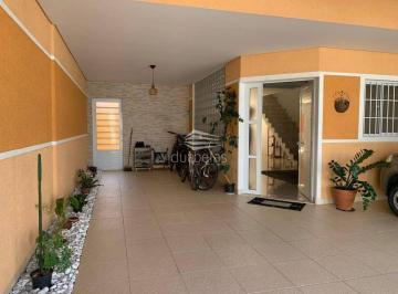 Casa · 287m² · 3 Quartos · 5 Vagas · Sobrado Espaçoso a venda em Excelente Localização na Vista Verde