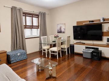 Apartamento · 75m² · 2 Quartos · Apartamento para locação no Leblon com 2 Quartos e dependência completa