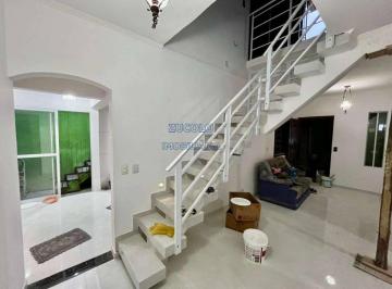 1915120fa123d2a7f1211ee5837c27.jpeg · Sobrado reformado no bairro dos Casa com 4 quartos, sendo 3 suítes e 2 vagas de garagem.