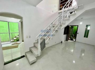 sobrado-reformado-no-bairro-dos-casa-com-4-quartos17383718.jpeg · Sobrado reformado no bairro dos Casa com 4 quartos, sendo 3 suítes e 2 vagas de garagem.