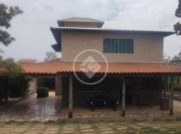 be5039ca-48e9-42bf-9d25-65337707833d.jpeg · Casa condomínio Vale do Luar