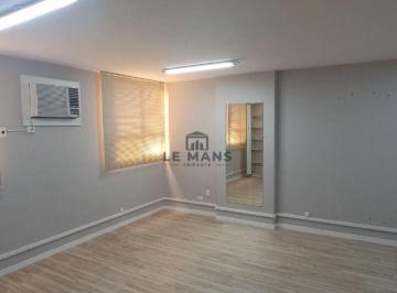 Comercial · 40m² · 2 Vagas · Sala comercial para locação no Racz Center no bairro Alemães em Piracicaba/SP