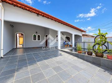 Casa · 175m² · 3 Quartos · 4 Vagas · Casa no bairro Flórida em Peruíbe