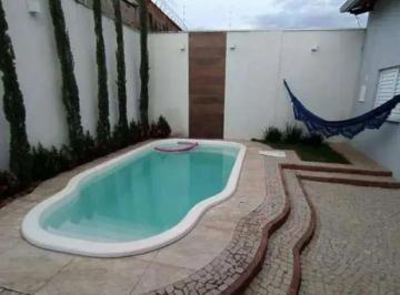 Casa de 3 quartos, Suzano · Casa de 200 m² com 3 quartos à venda no Conjunto Residencial Irai