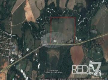 Terreno · Excelente localização, sendo 500 metros de frente para rodovia, possui no total 179.000 m². Plana es