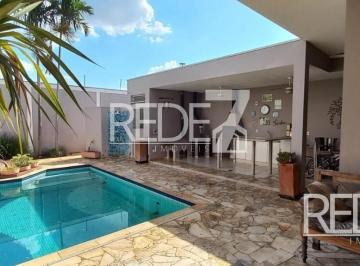 Casa · 275m² · 3 Quartos · 4 Vagas · Imperdível oportunidade: Casa à venda no Parque da Figueira em Campinas-SP, com 3 quartos, 2 suítes,