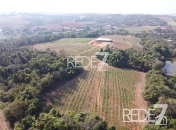 Rural · 1000m² · 1 Quarto · 1 Vaga · Oportunidade Imperdível: Sítio à venda em Santo Antônio de Posse-SP, bairro Barreiro, 1 quarto, 1 su