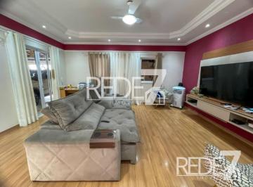 Casa · 295m² · 3 Quartos · 4 Vagas · Casa de 3 quartos com suíte, 3 salas e 4 vagas de garagem no Parque Gabriel, Hortolândia-SP - 295m² 