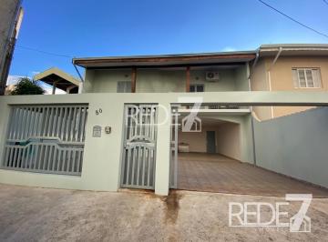 Casa · 200m² · 3 Quartos · 5 Vagas · Imperdível casa à venda em Campinas-SP, bairro Parque das Flores: 3 quartos, 1 suíte, 3 salas, 4 ban
