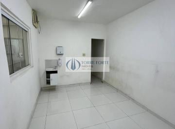 Casa · 180m² · 3 Quartos · Ótimo sobrado com 180 m² com diversas salas bem localizado na Santa Cecilia