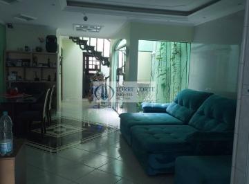 Casa · 202m² · 3 Quartos · 4 Vagas · Sobrado 3 dormitórios 3 banheiros 4 vagas Jardim Colorado