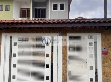 Frente · Linda casa estilo sobrado com 3 dormitórios e 3 vagas na Vila Salete