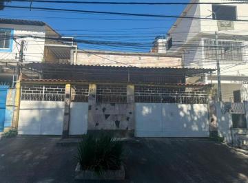 Casa de 2 quartos, Rio de Janeiro · Casa de 225 m² com 2 quartos à venda em Rocha Miranda