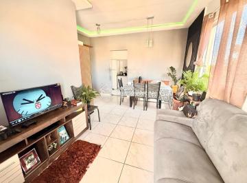 Apartamento · 80m² · 2 Quartos · Apartamento à venda - em Coroado