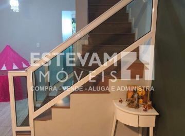 Casa · 177m² · 4 Quartos · 1 Vaga · Oportunidade lindo Sobrado