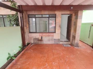 Casa · 100m² · 2 Quartos · 1 Vaga · Otima casa para locação toda reformada, na Chacara Santo Antonio