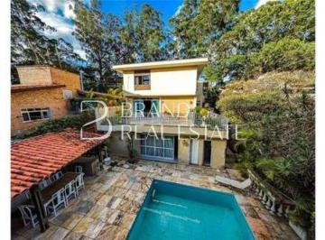 Casa · 530m² · 5 Quartos · 4 Vagas · Casa com piscina a venda no Jardim Marajoara I 530m² I 5 quartos I 4 vagas I quintal I jardim
