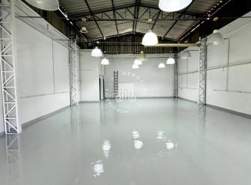 Comercial · 250m² · 2 Vagas · GALPÃO COMERCIAL PARA LOCAÇÃO NO BAIRRO ELOY CHAVES - JUNDIAÍ/SP.