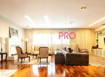 Casa · 320m² · 4 Quartos · 4 Vagas · Belíssima casa