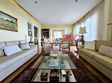 Apartamento · 368m² · 3 Quartos · 6 Vagas · Lindo apartamento no Panamby de 368m2